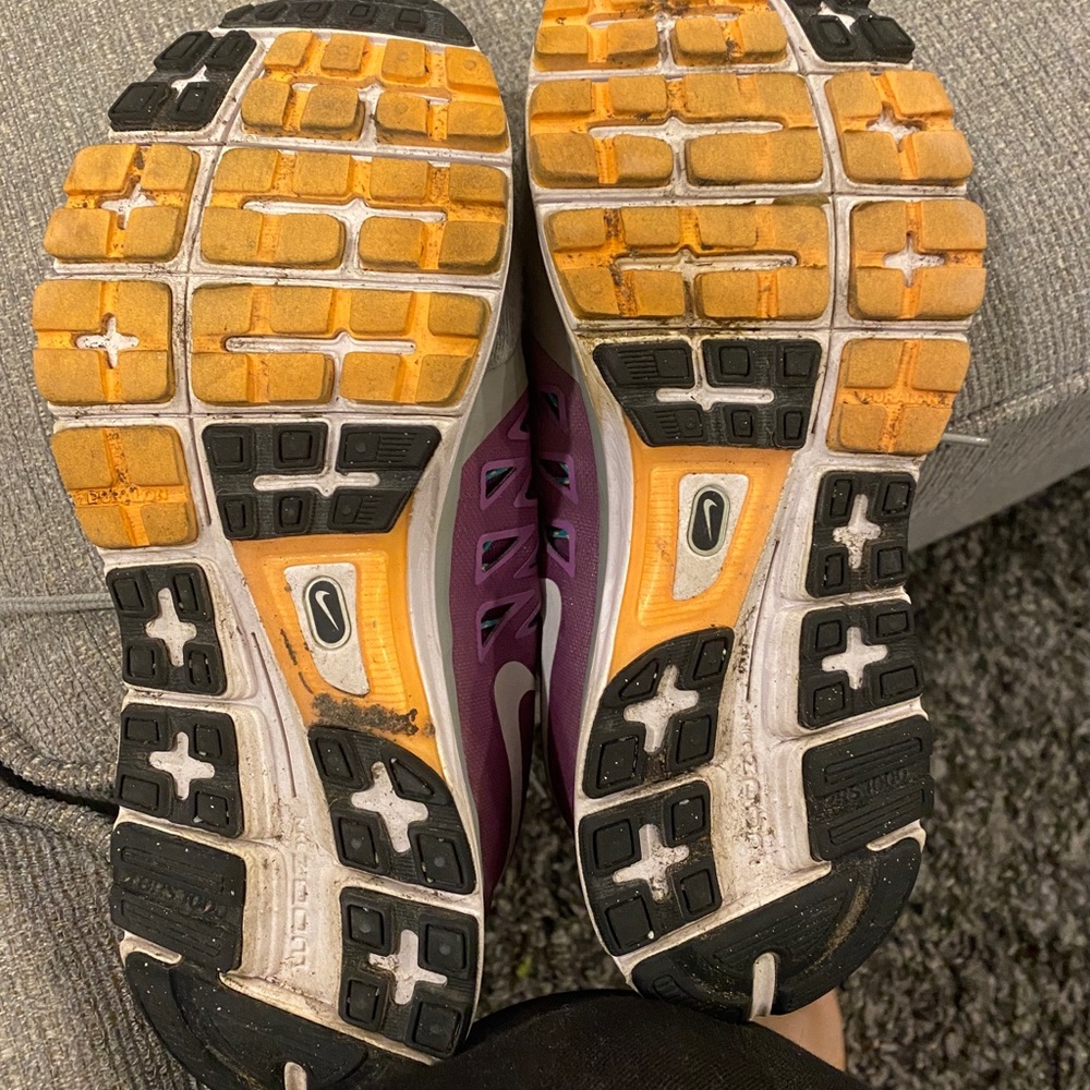 Nike Runners - Picture 6 of 6